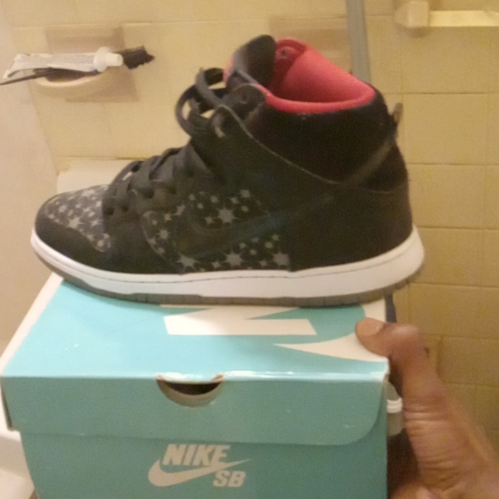 Nike Brooklyn SB Dunks